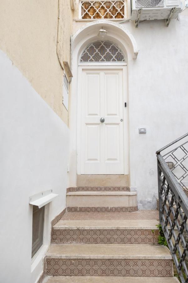 Vivimihome - Appartamento A Capri A Pochi Passi Dalla Piazzetta ภายนอก รูปภาพ